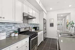 2011 Mahuron Cir, San Jose, CA 95133 - Photo 10