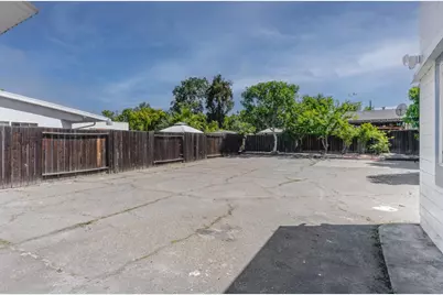 1084 S 2nd St, San Jose, CA 95112 - Photo 14