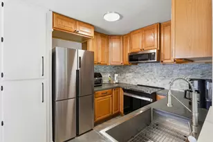 709 Whitewater Ct, San Jose, CA 95133 - Photo 14