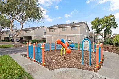 352 San Petra Ct 1, Milpitas, CA 95035 - Photo 14