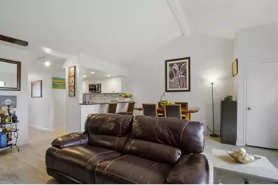 880 N Winchester Blvd 205, Santa Clara, CA 95050 - Photo 2