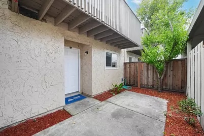 117 Mission Dr, East Palo Alto, CA 94303 - Photo 26