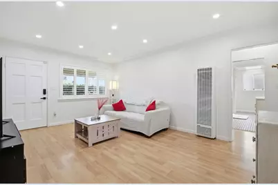 124 Fagundes St, Hayward, CA 94544 - Photo 1