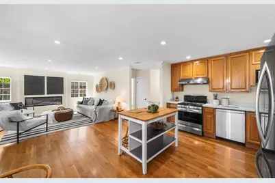 23 Meadow Ln, Redwood City, CA 94063 - Photo 14