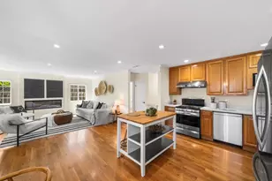 23 Meadow Ln, Redwood City, CA 94063 - Photo 14