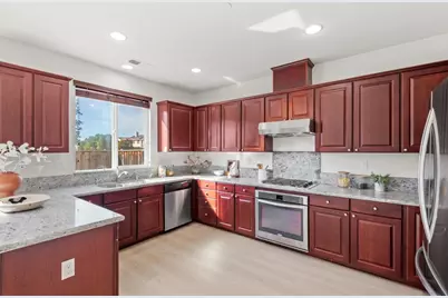 1399 Shore Dr, San Jose, CA 95131 - Photo 26