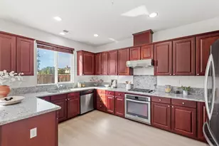 1399 Shore Dr, San Jose, CA 95131 - Photo 26