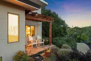 27690 Central Dr, Los Altos Hills, CA 94022 - Photo 30