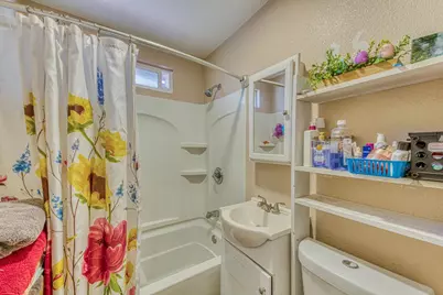 823 Central Ave, Hollister, CA 95023 - Photo 10
