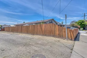 823 Central Ave, Hollister, CA 95023 - Photo 26