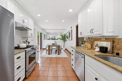 5841 Arapaho Dr, San Jose, CA 95123 - Photo 16