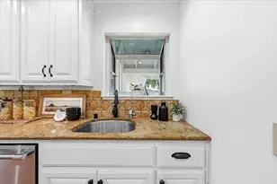 5841 Arapaho Dr, San Jose, CA 95123 - Photo 22