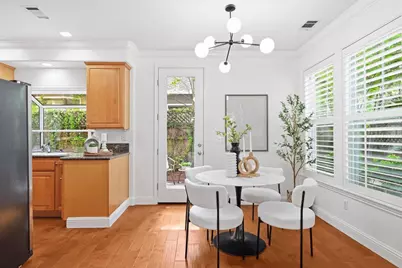 707 Valparaiso Ave, Menlo Park, CA 94025 - Photo 8
