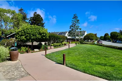 1425 45th Ave 1, Capitola, CA 95010 - Photo 18