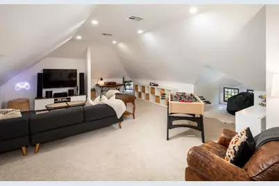 2275 Amherst St, Palo Alto, CA 94306 - Photo 34