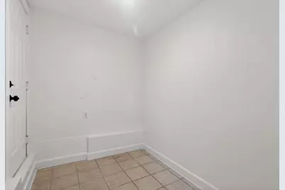 1539 International Blvd, Oakland, CA 94606 - Photo 4