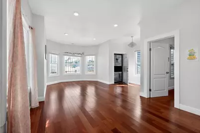 1539 International Blvd, Oakland, CA 94606 - Photo 2