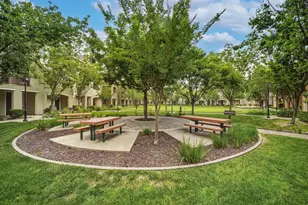 1099 Westbury Dr, San Jose, CA 95131 - Photo 32