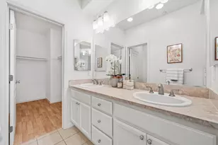 1099 Westbury Dr, San Jose, CA 95131 - Photo 22