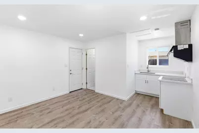 488 Lochridge Dr, San Jose, CA 95133 - Photo 18