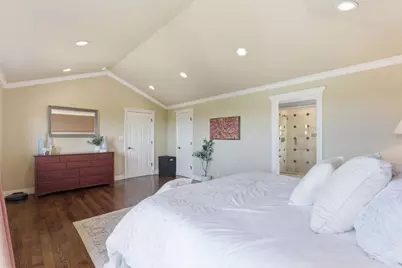 2884 Roland Ave, San Carlos, CA 94070 - Photo 18