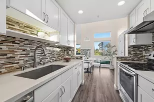 98 Pelican Ln, Redwood City, CA 94065 - Photo 12