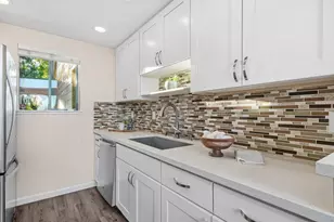 98 Pelican Ln, Redwood City, CA 94065 - Photo 14