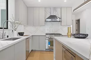 71 Blake St, San Francisco, CA 94118 - Photo 2