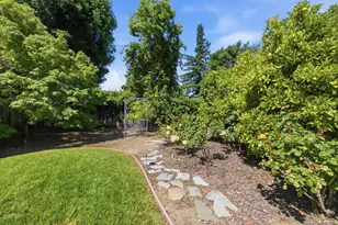 730 Berry Ave, Los Altos, CA 94024 - Photo 36