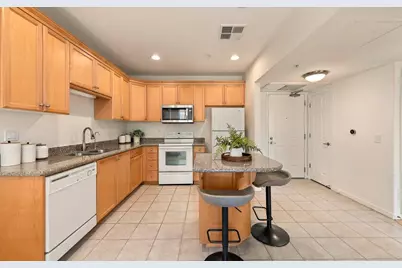 88 N Jackson Ave 308, San Jose, CA 95116 - Photo 6