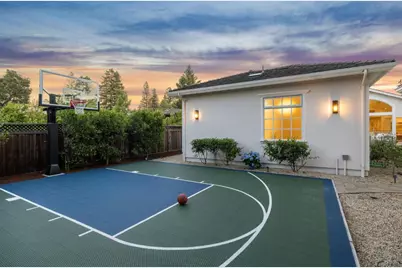 667 Jay St, Los Altos, CA 94022 - Photo 52