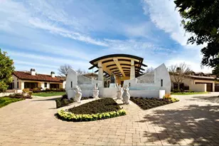 27500 La Vida Real, Los Altos Hills, CA 94022 - Photo 6