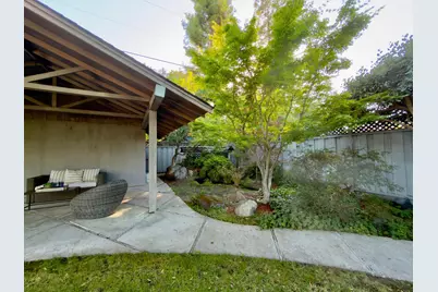 3057 South Ct, Palo Alto, CA 94306 - Photo 16