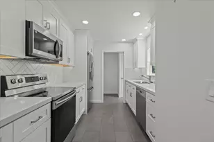 6121 Montgomery Ct, San Jose, CA 95135 - Photo 6