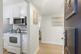 420 Alberto Way 22, Los Gatos, CA 95032 - Photo 2