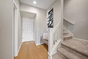 738 Seneca Terrace, Sunnyvale, CA 94087 - Photo 2