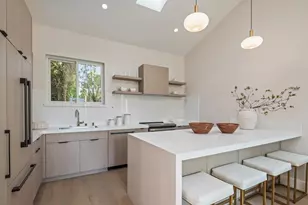 854 Cambridge Ave, Menlo Park, CA 94025 - Photo 42
