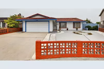 18624 Eisenhower St, Salinas, CA 93906 - Photo 2