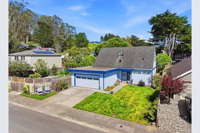 560 Terrace Ave, Moss Beach, CA 94038 - Photo 2