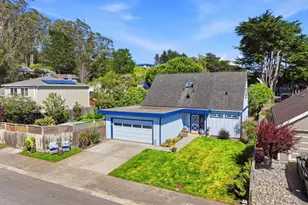 560 Terrace Ave, Moss Beach, CA 94038 - Photo 2