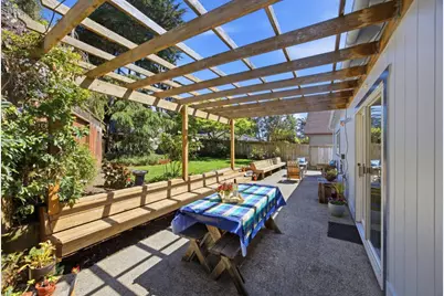 560 Terrace Ave, Moss Beach, CA 94038 - Photo 6