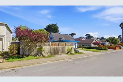 560 Terrace Ave, Moss Beach, CA 94038 - Photo 42