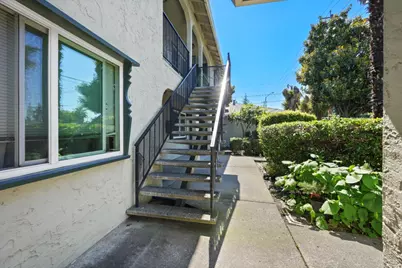 88 W 9th St, Gilroy, CA 95020 - Photo 10