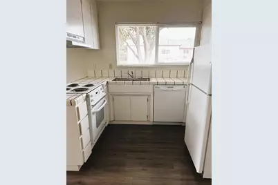 88 W 9th St, Gilroy, CA 95020 - Photo 24