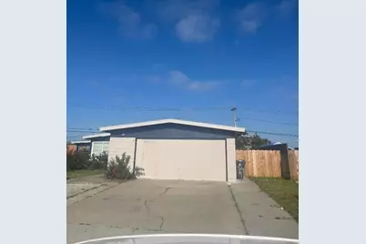 117 Magnolia Dr, Salinas, CA 93905 - Photo 2