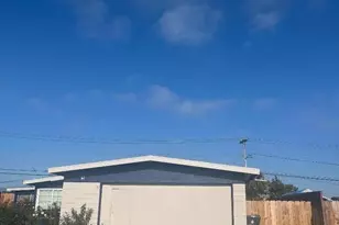 117 Magnolia Dr, Salinas, CA 93905 - Photo 2