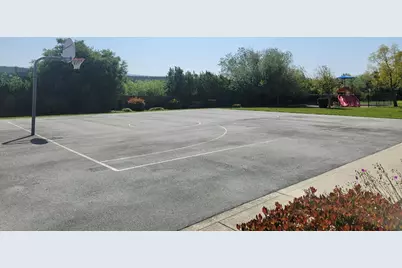 801 Nash Rd A9, Hollister, CA 95023 - Photo 10