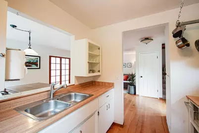 572 Palisades, Santa Cruz, CA 95062 - Photo 12