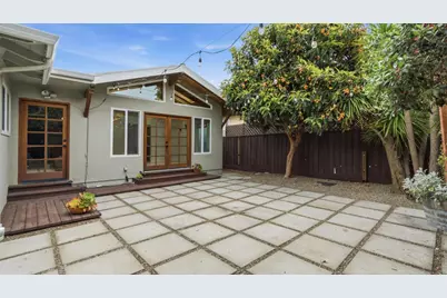 739 Bellarmine Dr, Salinas, CA 93901 - Photo 30
