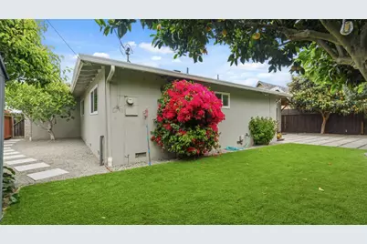 739 Bellarmine Dr, Salinas, CA 93901 - Photo 36